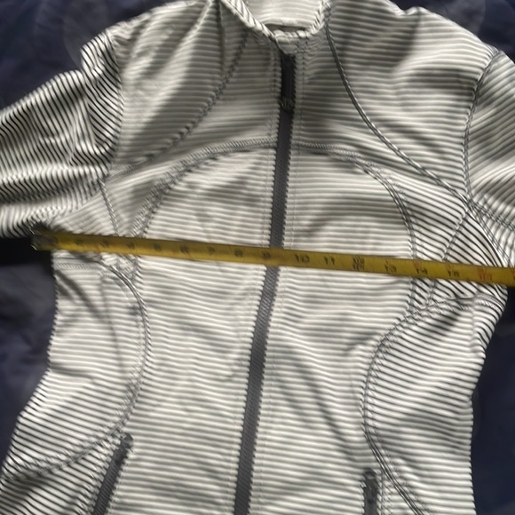 Lulu zip up jacket - Picture 5 of 5